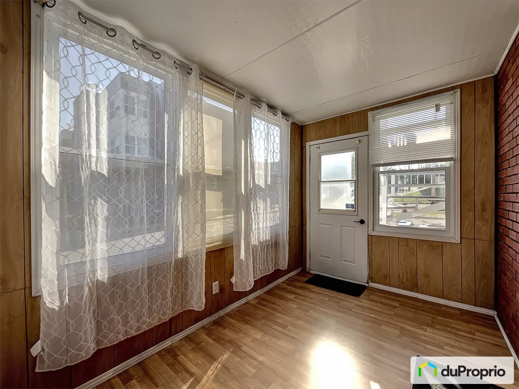 $339,900 - Duplex for sale in Shawinigan (Shawinigan) — photo 3