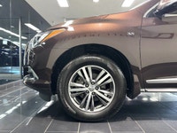 Discover the 2020 Infiniti QX60, where luxury meets performance. Equipped with a powerful 3.5L premi... (image 5)