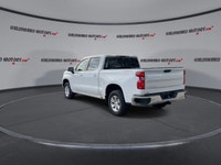 This Chevrolet Silverado 1500 has a strong Gas V8 5.3L engine powering this Automatic transmission.... (image 5)