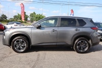 CLEAN CARFAX ACCIDENT FREE WELL MAINTAINED AWD Experience The Perfect Blend of Style And Performance... (image 3)