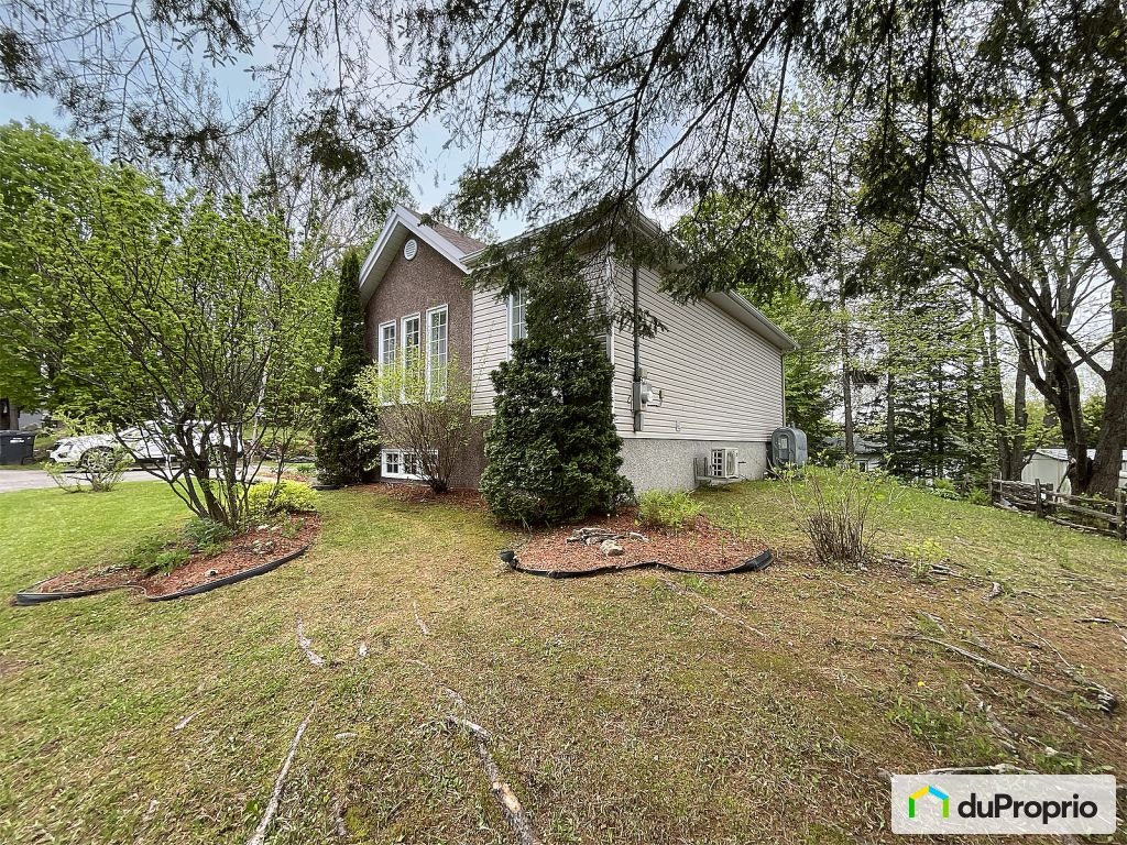 $399,000 - Bungalow for sale in St-Damien — photo 2