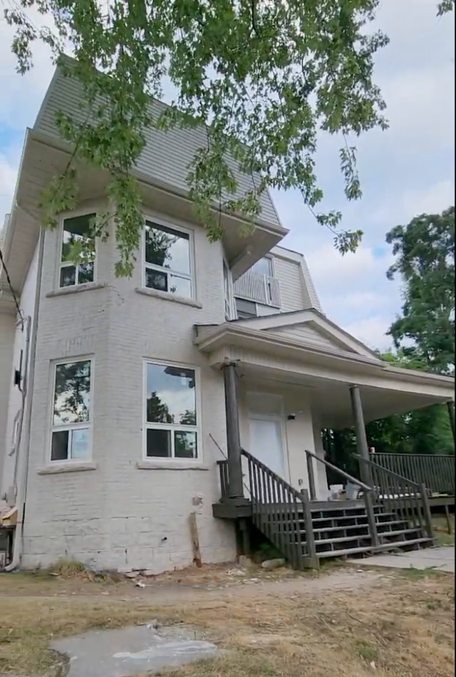 380 Park St N, Peterborough in Long Term Rentals in Peterborough - Image 2