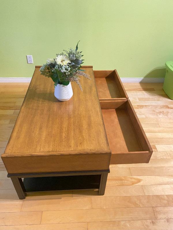 BERKELEY RECTANGULAR COFFEE TABLE from Lazy boy in Coffee Tables in Kingston - Image 2