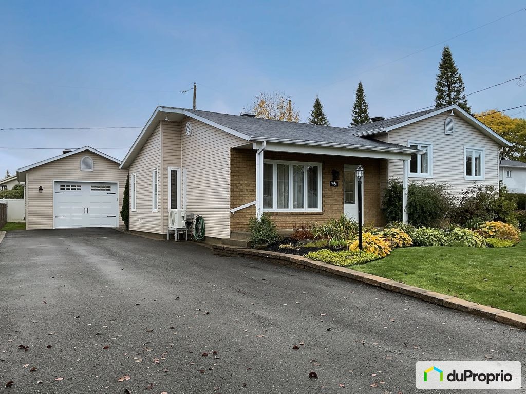 $759,000 - Bungalow for sale in Ste-Julie — photo 2