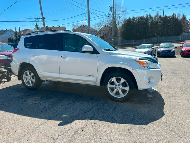 2011 Toyota RAV4 Limited in Cars & Trucks in Ottawa - Image 3