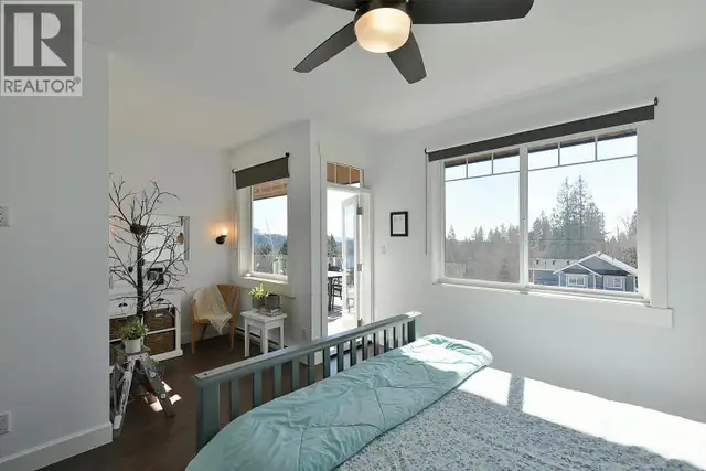 605 WOODLAND AVENUE Gibsons, British Columbia in Condos for Sale in Sunshine Coast - Image 19