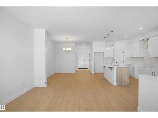 17506 5A ST NE Edmonton, Alberta in Houses for Sale in Strathcona County - Image 8