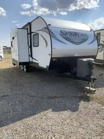 Welcome to Skyline RV Travel Centre! 2015 Forest River Salem T23RBS Comfort, Style, and Adventure in...