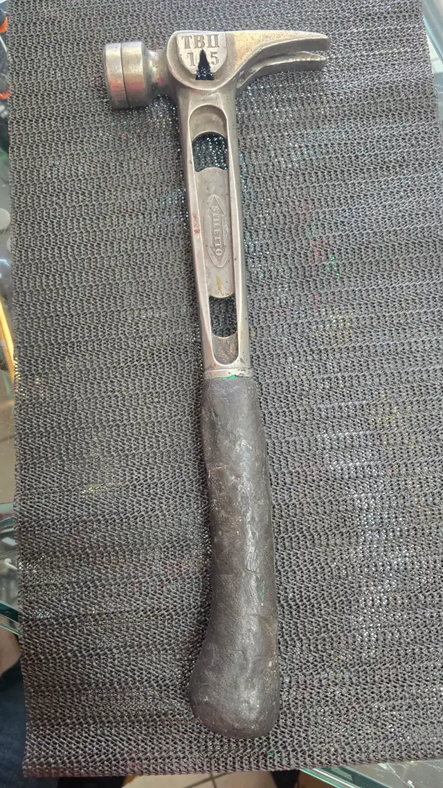 Stiletto 15 oz. TiBone Milled Face Hammer with 18-inch in Hand Tools in Hamilton - Image 2