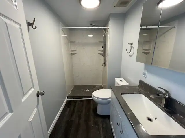 38 Octavia Street - 3 Bedroom Unit for Rent in Long Term Rentals in Belleville - Image 11