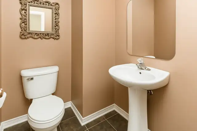 2-Bed | 2.5 Bath Barrhaven Condo with 2 Parking Spots63235990314113122