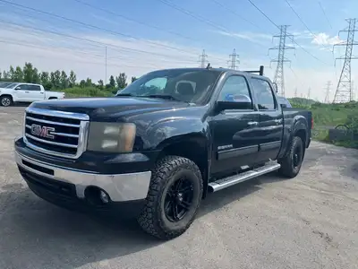 2012 GMC Sierra SLE 4X4, Automatique. V8 5.3L, 135000Km, Groupe Electrique Complet, Cruise Controle,...