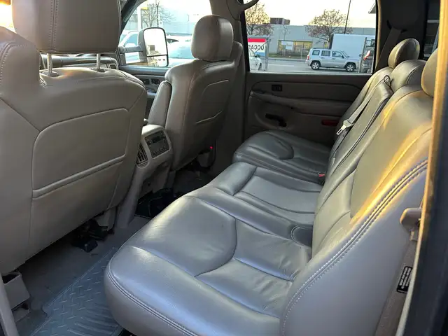 2007 GMC Sierra Automatic 4x4 Fully Equipped6027698519002521610