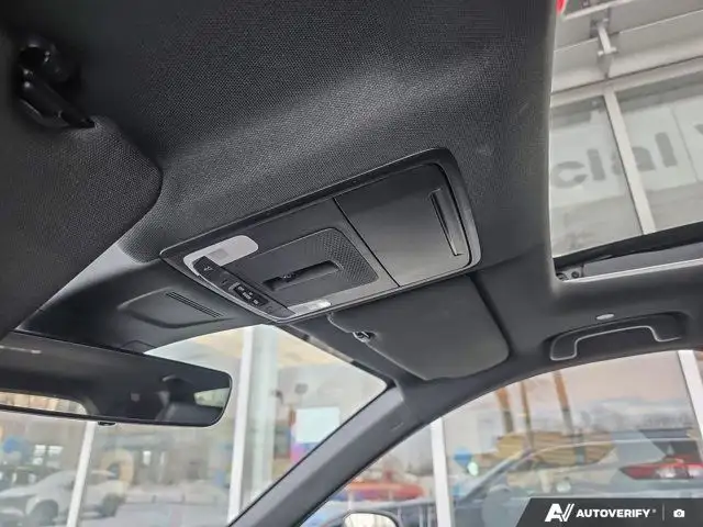 2024 Honda CR-V Hybrid Touring AWD | Apple Car Play | Android in Cars & Trucks in Ottawa - Image 25