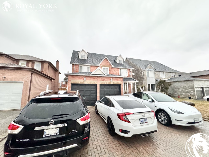 2282 Waterford Gate, Pickering, Ontario L1V 5T7 282 Waterford Long