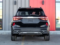 Carget Supercentre is proud to present this 2022 Kia Seltos SX Turbo! EXTERIOR: ONYX INTERIOR: BURGU... (image 6)