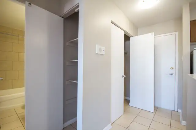 ALL INCLUSIVE - Westwood Garden Apts 1BR Apt Available Now in Long Term Rentals in Kitchener / Waterloo - Image 12