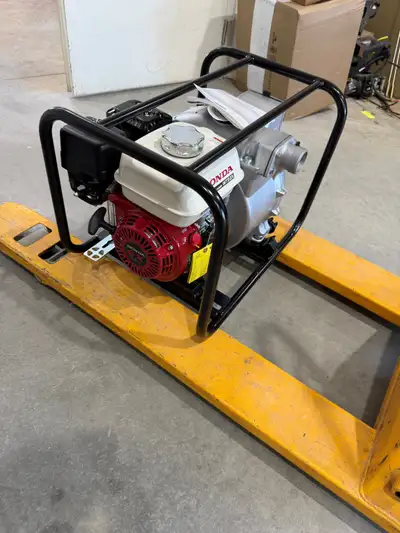 Marsh's Marina Honda Construction Trash Pump 2" The Honda Construction Trash Pump 2" has a 50 mm (2...