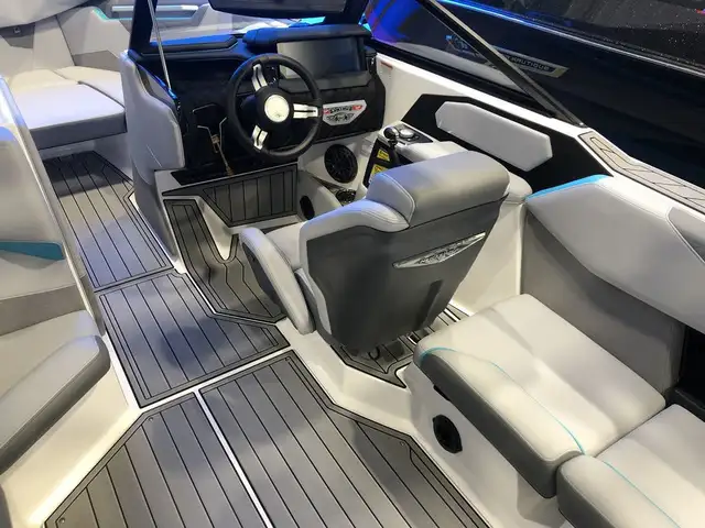 2023 Nautique SUPER AIR S23 in Powerboats & Motorboats in St. Albert - Image 9