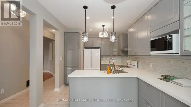 UPPER - 1035 BEATRICE STREET E Oshawa (Pinecrest), Ontario in Long Term Rentals in Oshawa / Durham Region - Image 15