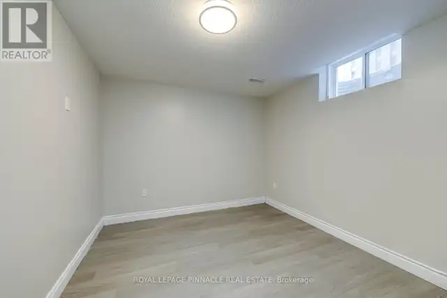 LOWER - 11 FRANKFURT STREET Kitchener, Ontario in Long Term Rentals in Kitchener / Waterloo - Image 6