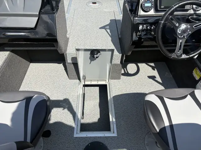 2023 Legend F19 Pro Used Aluminum Fishing Boat in Powerboats & Motorboats in Sudbury - Image 13