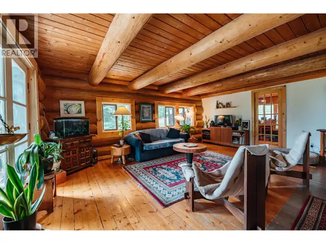 6661 BISS ROAD Forest Grove, British Columbia in Houses for Sale in 100 Mile House - Image 13