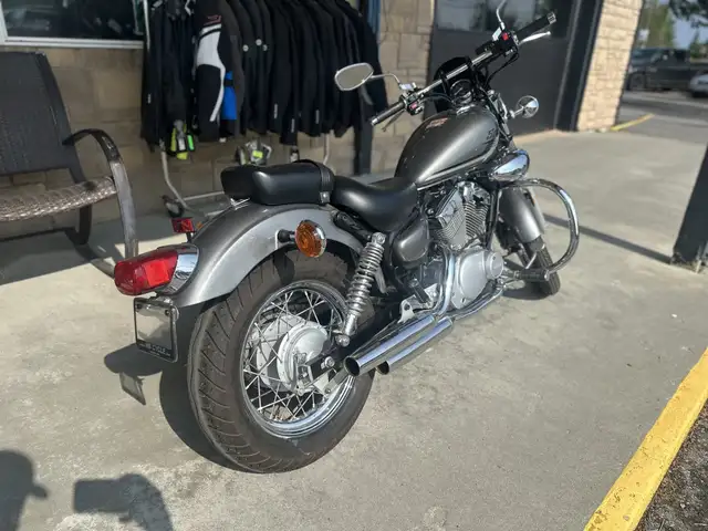 2017 Yamaha V-STAR 250 in Street, Cruisers & Choppers in Kawartha Lakes - Image 3