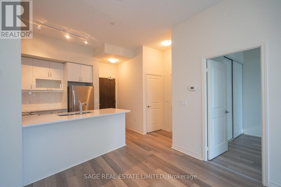 PH11 - 39 ANNIE CRAIG DRIVE Toronto (Mimico), Ontario 5