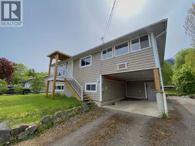 Fantastic opportunity to own this large, 4+ bedroom family home in New Hazelton. Located up the hill...
