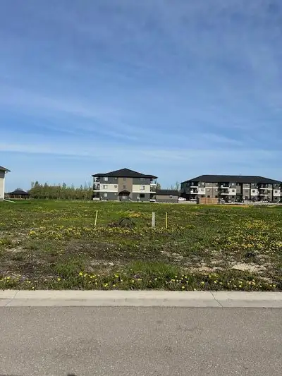 R08//La Salle/Vendor financing available on fully serviced lot in Lasalle Mb next to the community c...