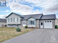 13 TABITHA CRESCENT Chesterville, Ontario