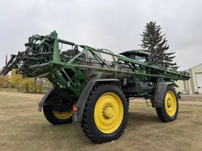 Welcome to Horizon Ag & Turf Location: Horizon Ag & Turf Vermilion 2024 John Deere 616R Self Propell...