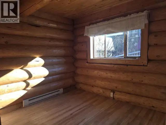 7008 YORK DRIVE Vanderhoof, British Columbia in Houses for Sale in Vanderhoof - Image 8