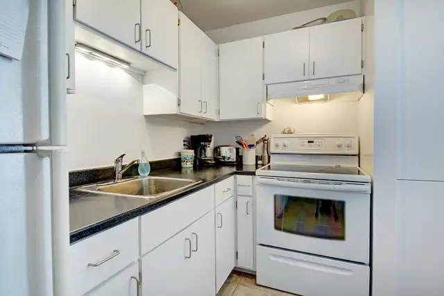 Appartement 3 ½ à louer Sainte-Foy / Sillery juillet 2026 in Long Term Rentals in Lévis - Image 3