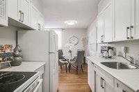 Stunning 1 bedroom partment for rent at Victoria Place Apartments-Call Today! Current Incentives: 1... (image 4)