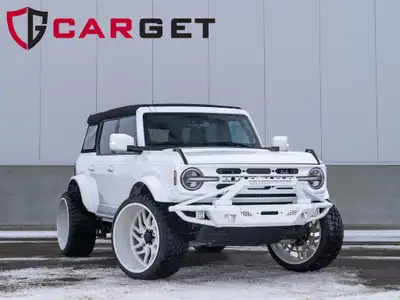 CARGET AUTOMOTIVE is thrilled to offer this 2023 Ford Bronco Outer Banks with the Sasquatch Package,...