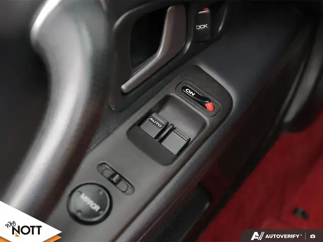 2006 HONDA S20004981278875176345616