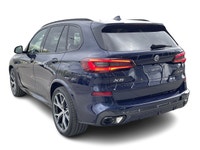 2023 BMW X5 xDrive40i Tanzanite Blue II Metallic Black w/Sensafin Upholstery, Adaptive M Suspension,... (image 7)