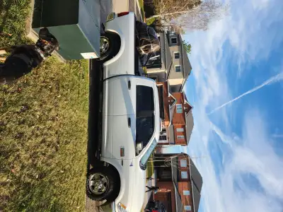 2012 DODGE RAM 2500 OUTDOORSMAN. New frontend and steering box, new rancho shocks all around, recent...