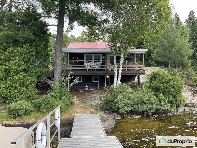 $419,000 - Cottage for sale in St-Damien — photo 1