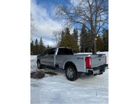 2023 ford f350 xlt diesel boîte 8 pieds 6 places crew cabine 4x4 control trailer vitres électriques... (image 4)