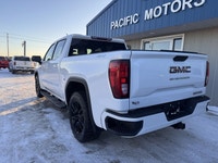 2019 GMC Sierra 1500 Elevation Short Box Crew Cab 4x4 for sale at Pacific Motors near Winnipeg, Mani... (image 5)