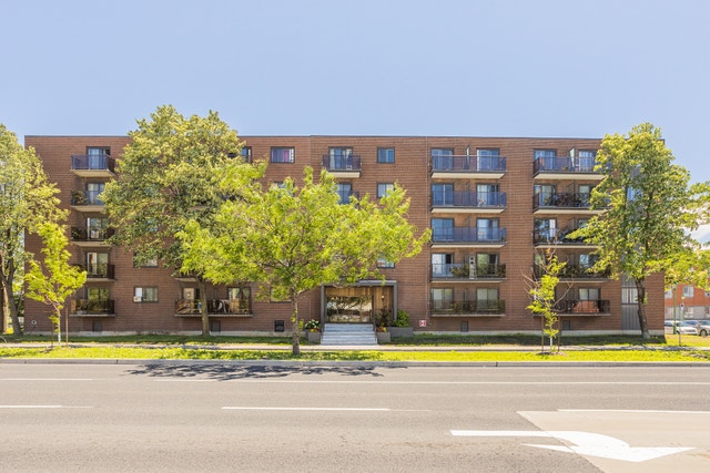 1300 Côte Vertu — photo 2