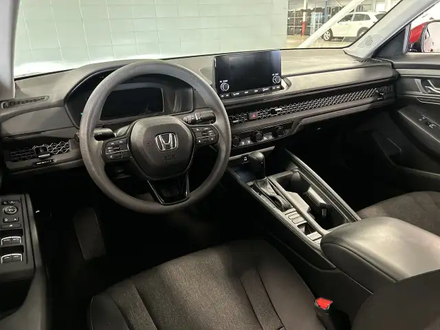 2023 Honda Accord Sedan EX, Carplay, Bluetooth, Caméra, Phares à in Cars & Trucks in City of Montréal - Image 32