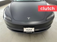 NO ACCIDENTS / CLEAN CARFAX / 1 OWNER / Power Tailgate/Hatch, Auto Dimming Rearview Mirror, Front He... (image 6)