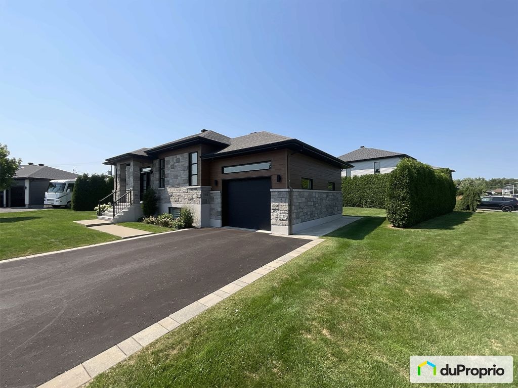 $689,000 - Bungalow in Trois-Rivières (Cap-De-La-Madeleine) — photo 2