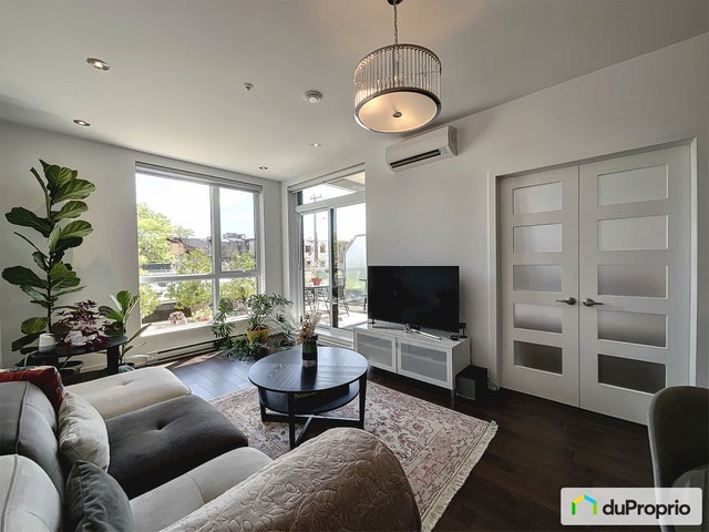 19e avenue — photo 1