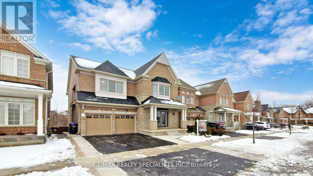 53 HEATHERGLEN DR Brampton, Ontario in Houses for Sale in Mississauga / Peel Region - Image 2