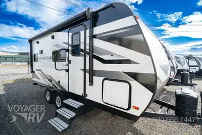Located in Winfield, BC Call or Text 250-766-4607 Voyager RV Centre 1-800-668-1447 Ducted Air Condit...